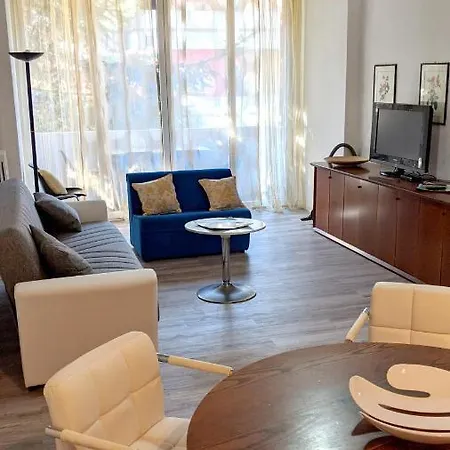 Family In Riccione, Free Bikes Apartment