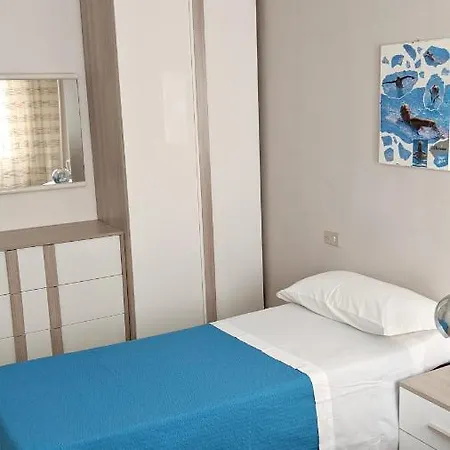 Apartment Family In Riccione, Free Bikes